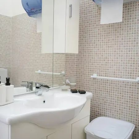 Principe Umberto Holiday Apartment Avola